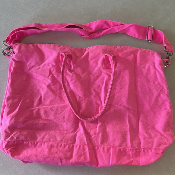 Victoria Secret Pink Bag with sipper 2 straps and crossbody - Picture 5 of 8